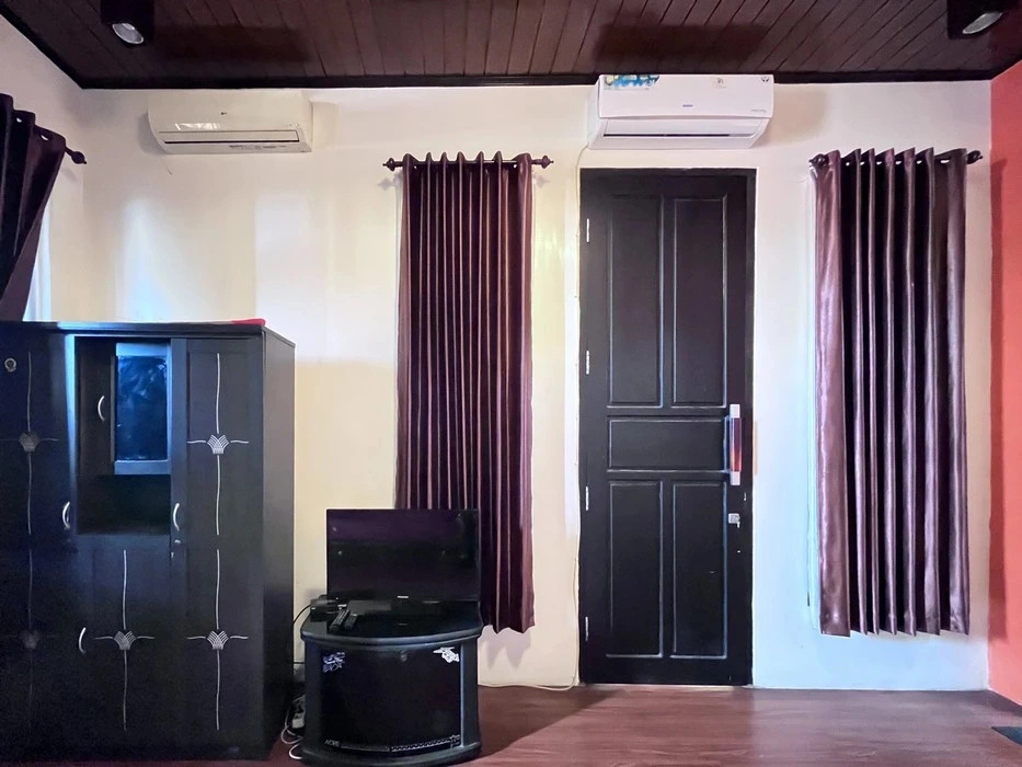 RedDoorz Syariah near Suncity Waterpark Sidoarjo