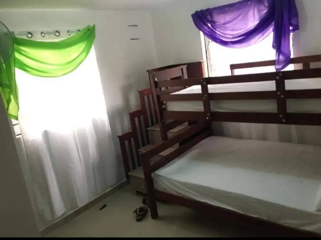 Total New!! Exclusive!! Apt At Paradise V .