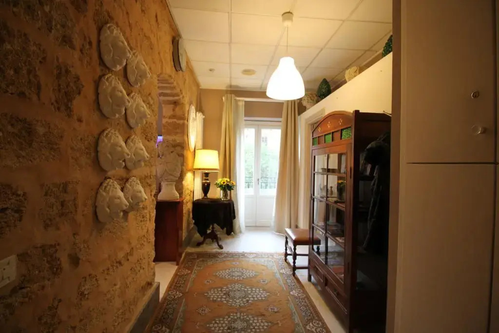 Titano Apartments