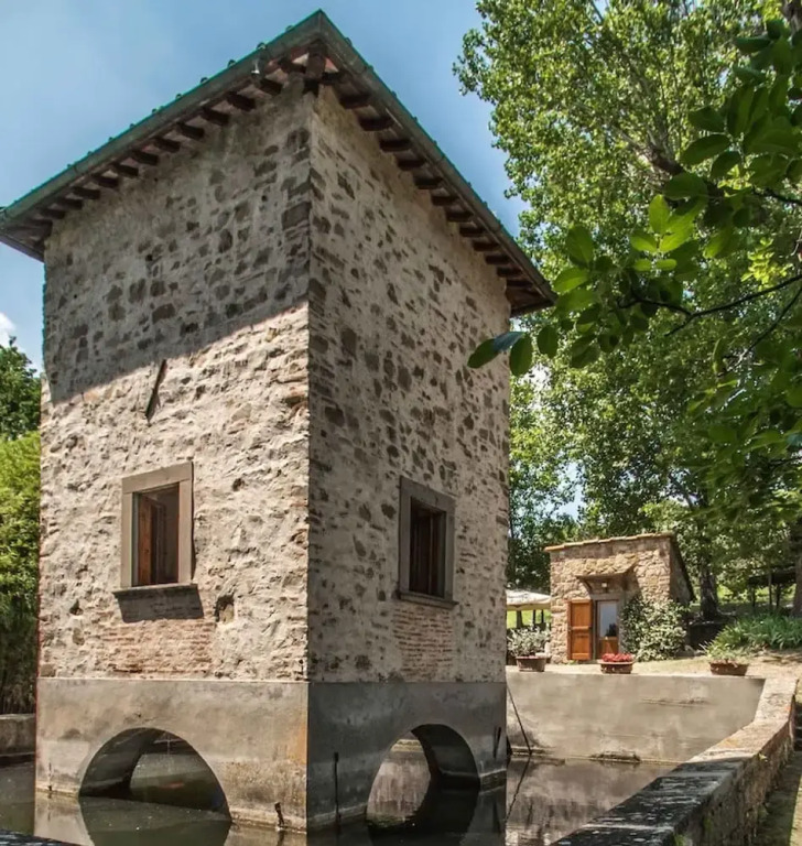 w Historic Tower w Private Pool Near Florence