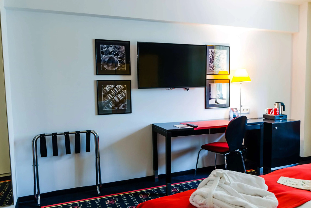 Vienna House Easy by Wyndham Bucharest Airport