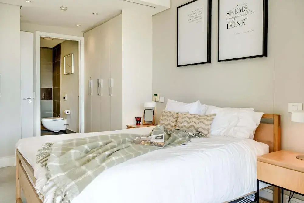 Stylish Retreat With Marina Views at Juliette 307