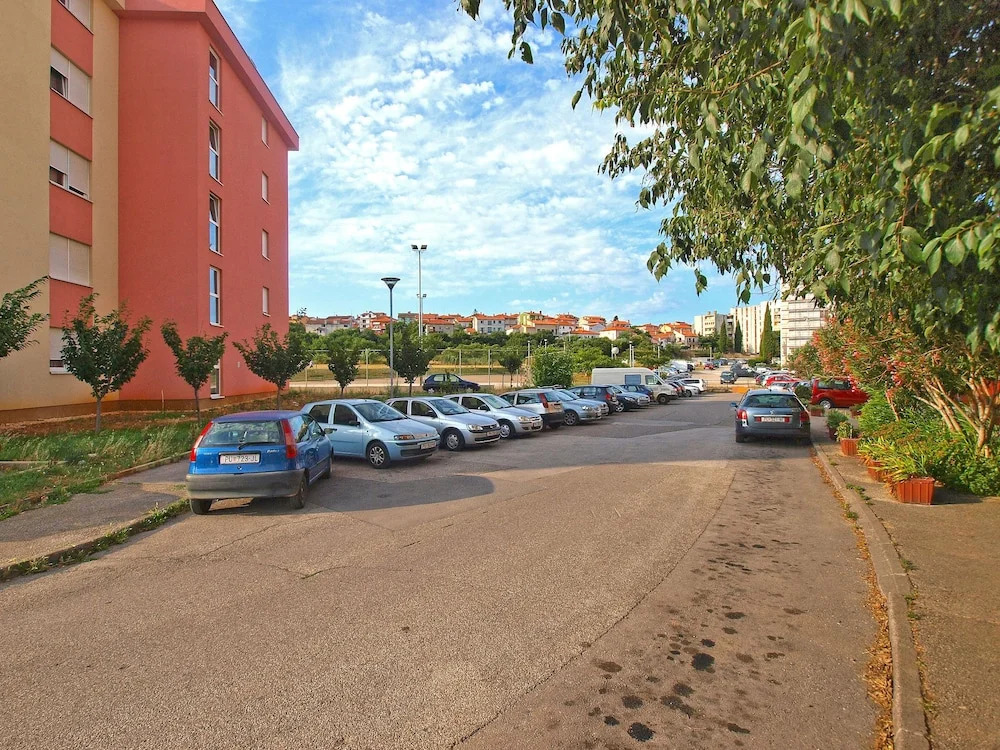 Apartment 1431
