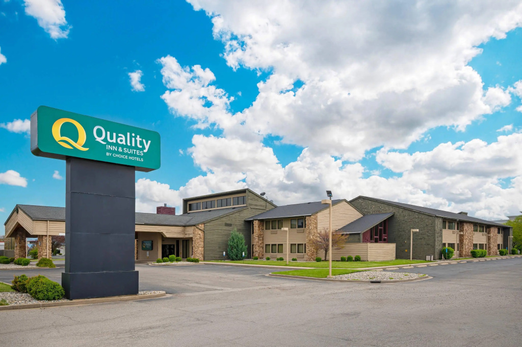 Quality Inn & Suites Goshen