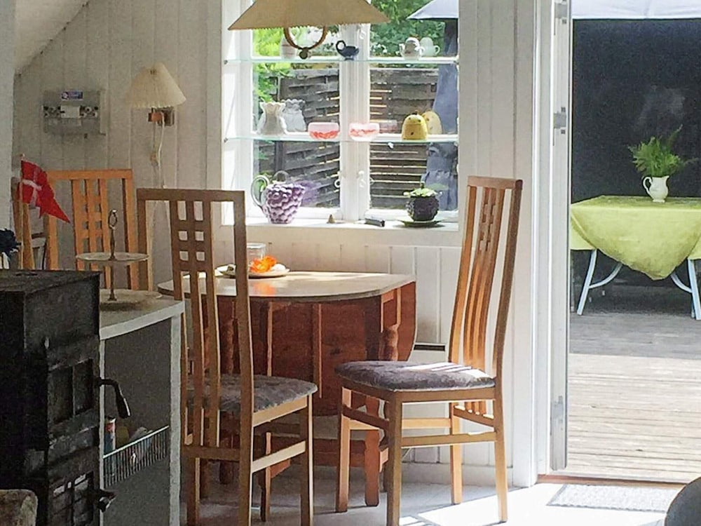6 Person Holiday Home in Rodby