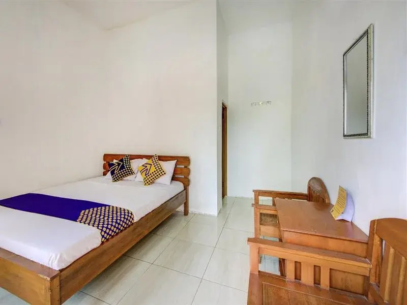 SPOT ON 90040 Pondok Manggir