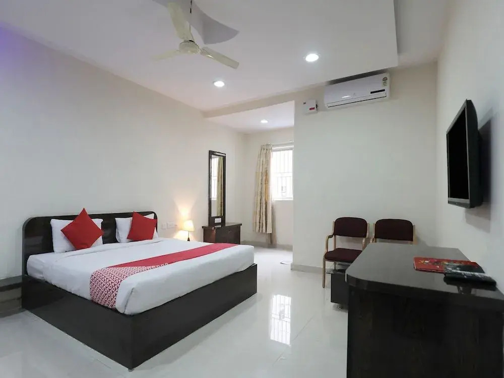 OYO Flagship 15444 Manasa Electronic City
