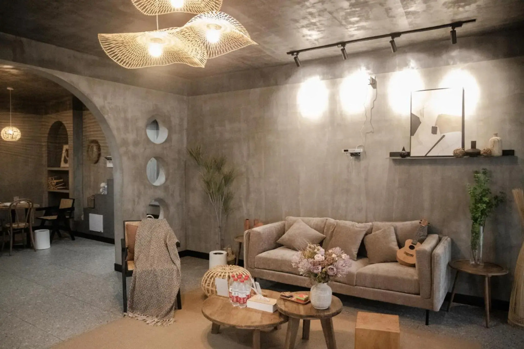 Locals Apartment Place 18