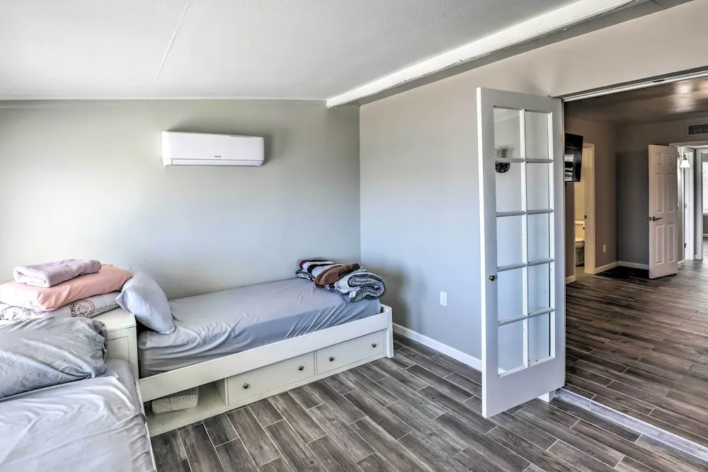 Patio & Grills: Mtn-view Home in Lake Havasu City!