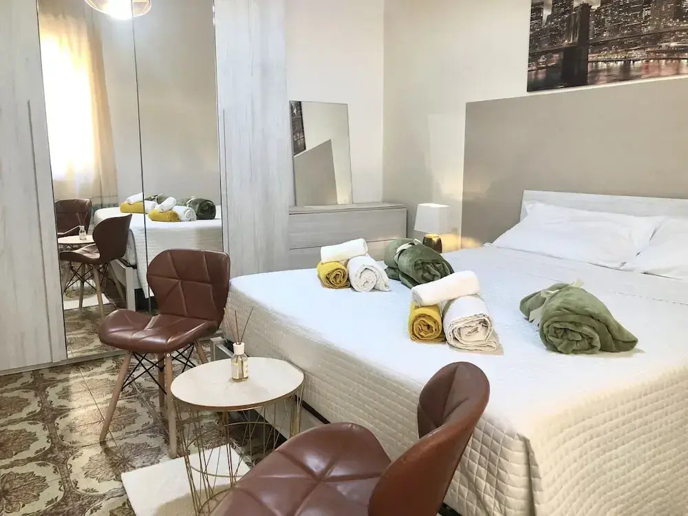 City Bb Chic Room With Shared Bathroom