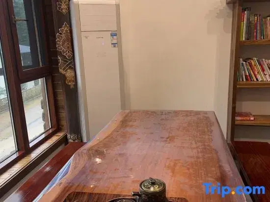 Zhangjiajie Xianlv Residential Accommodation (Wulingyuan National Scenic Spot Scenic Spot Store)