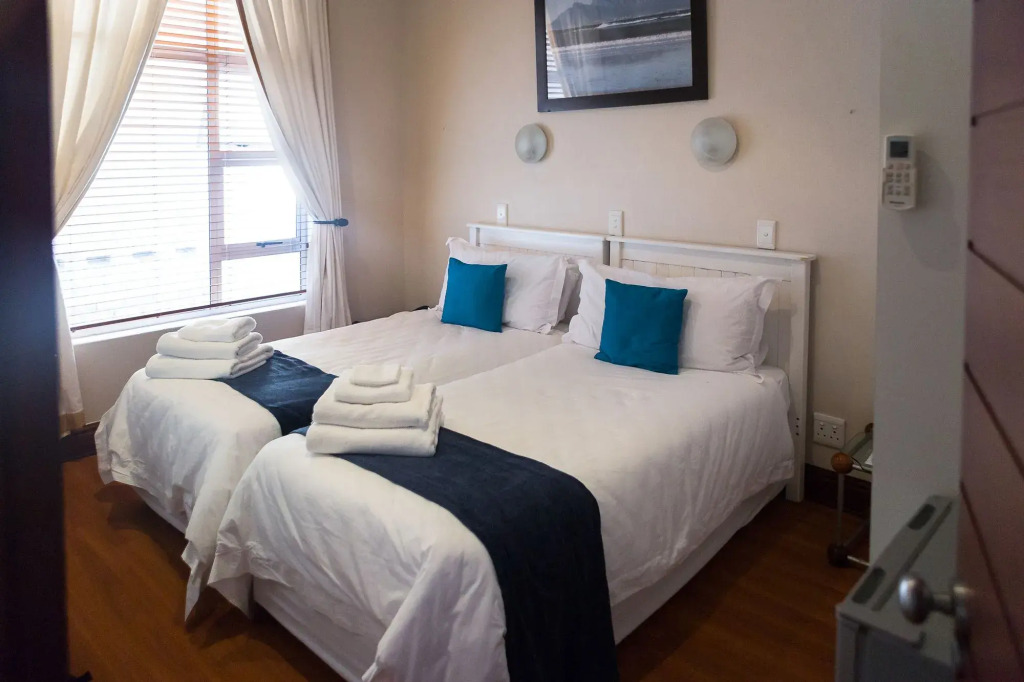 Blaauw Village Guest House