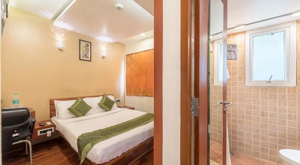 OYO Flagship 479 Royapettah