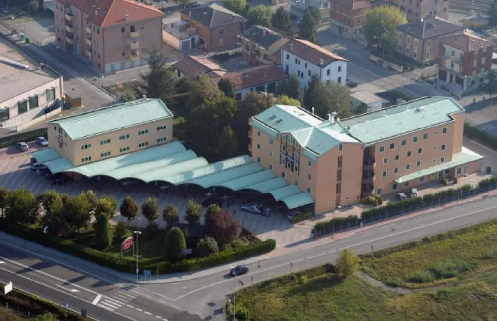 Marchi Hotel