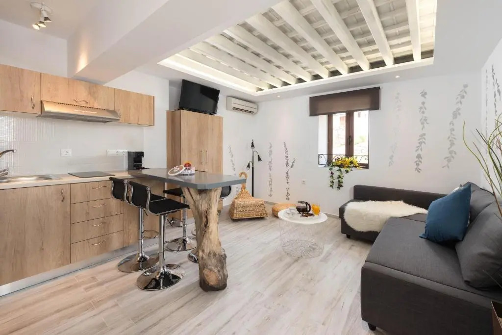 Lindos Citrin Studios