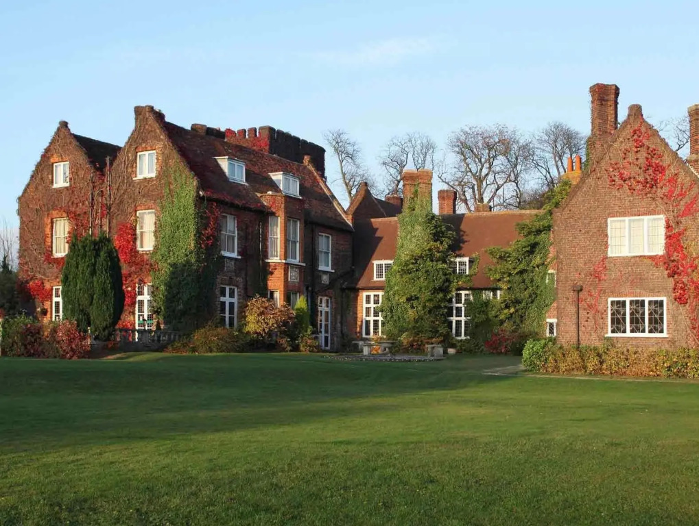 voco Letchworth Hall by IHG
