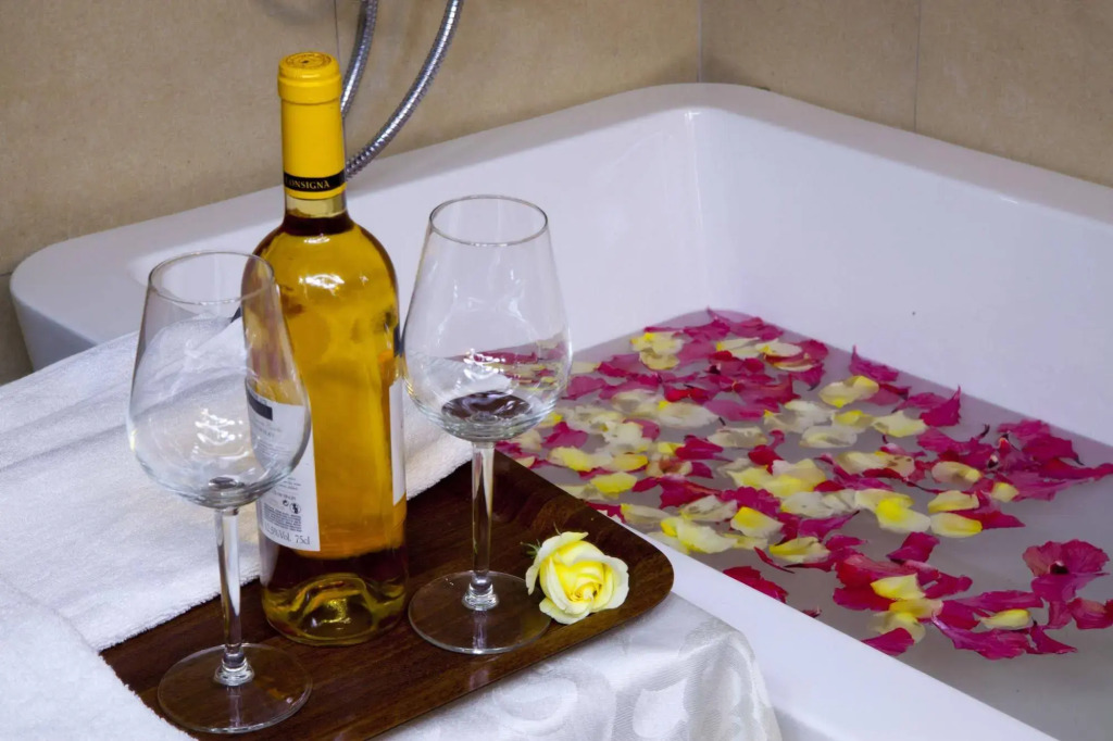 Crater Safari Lodge