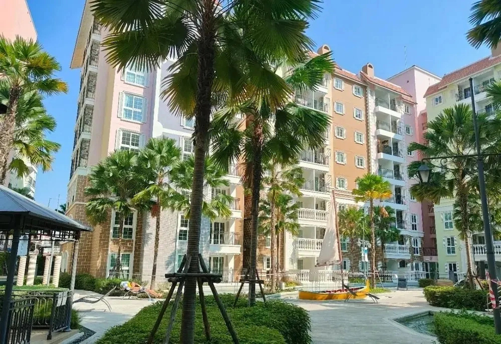 Seven Seas Cote dAzur  with Pool& Gym