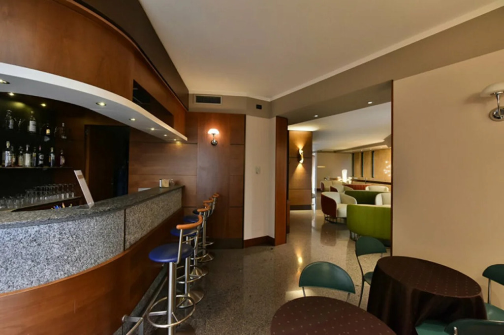 Hotel Re