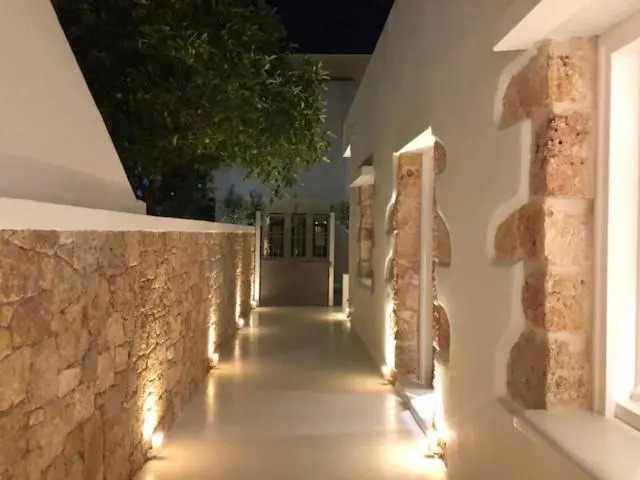 Kostis Parthenis Residence