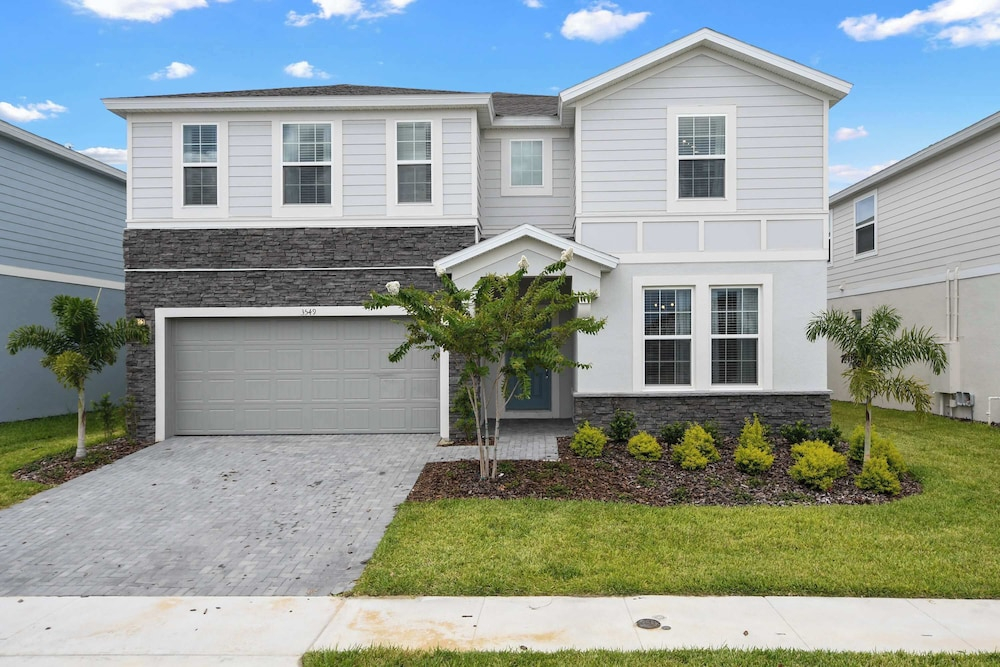Extraordinary 10br Private Pool Spa Near Disney