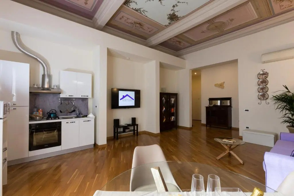 SUITE 188 - Via Roma