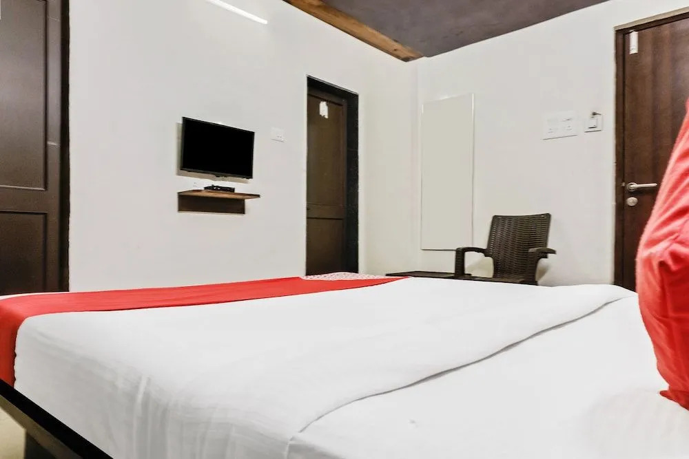 OYO 15456 Morya Hospitality