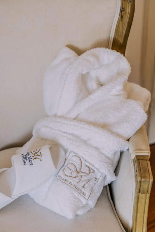 Villa Mary Suites
