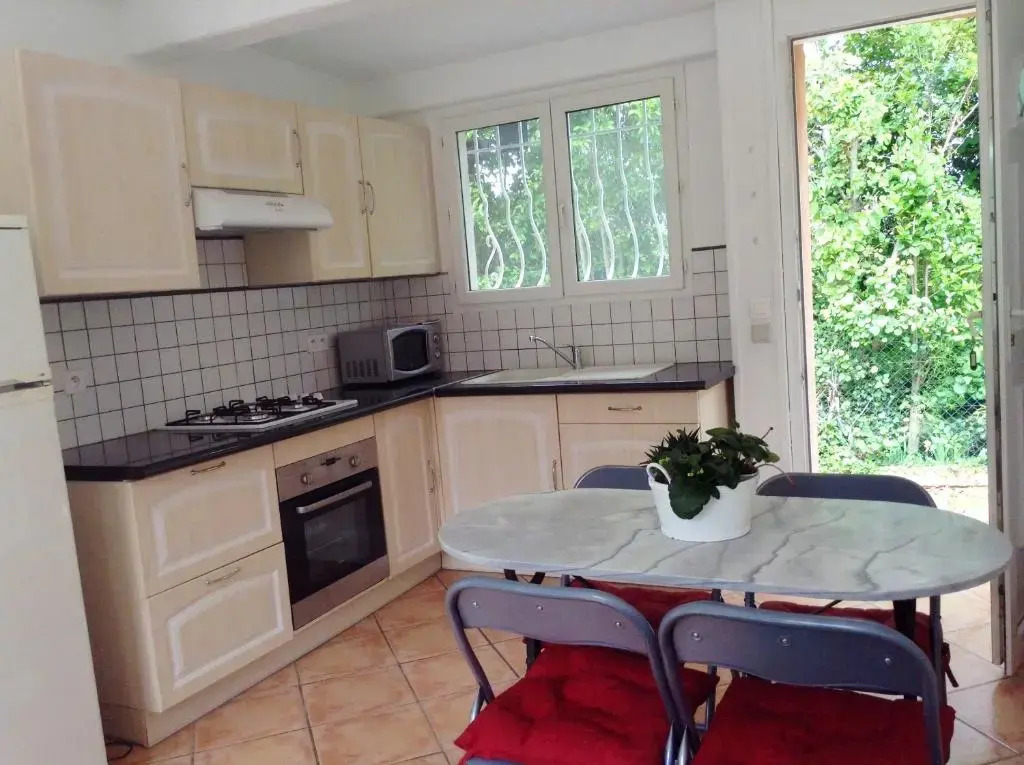 Appartement d'une chambre avec terrasse amenagee a Le Muy