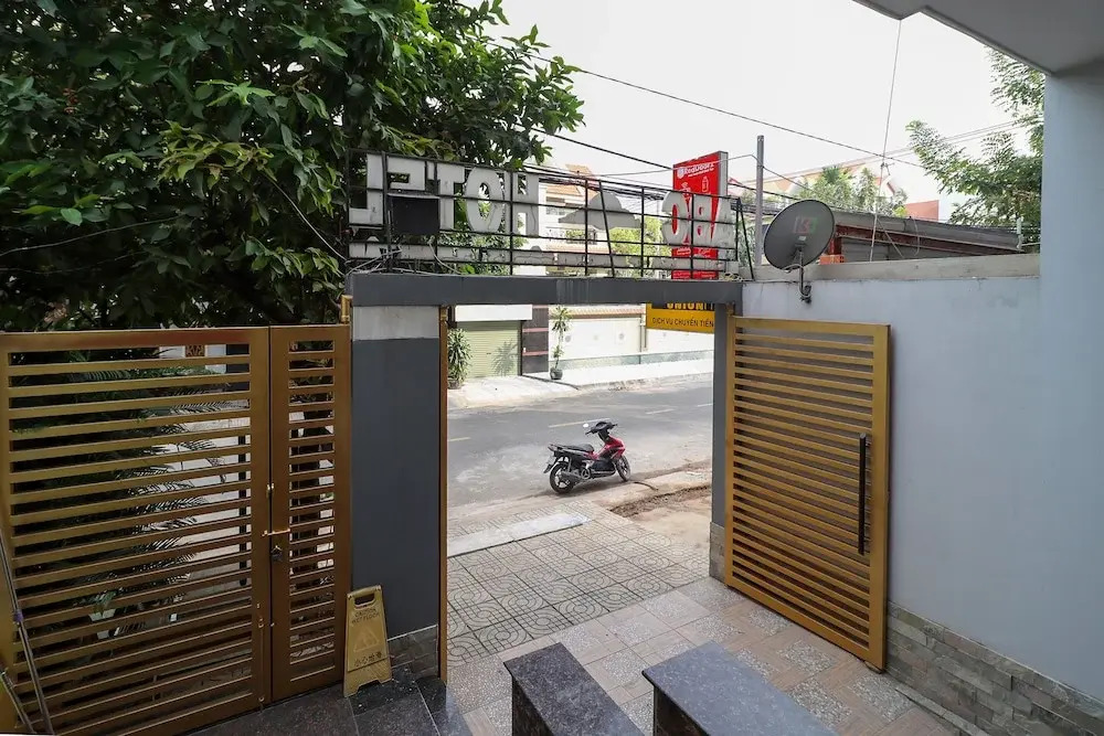 RedDoorz near Aeon Mall Binh Tan