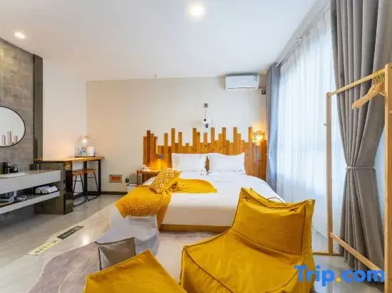 Yiyu Homestay (Zhangye Wetland Park)
