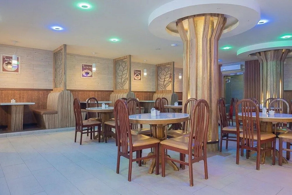 RedDoorz Plus near Mall Nagoya Hill Batam 3