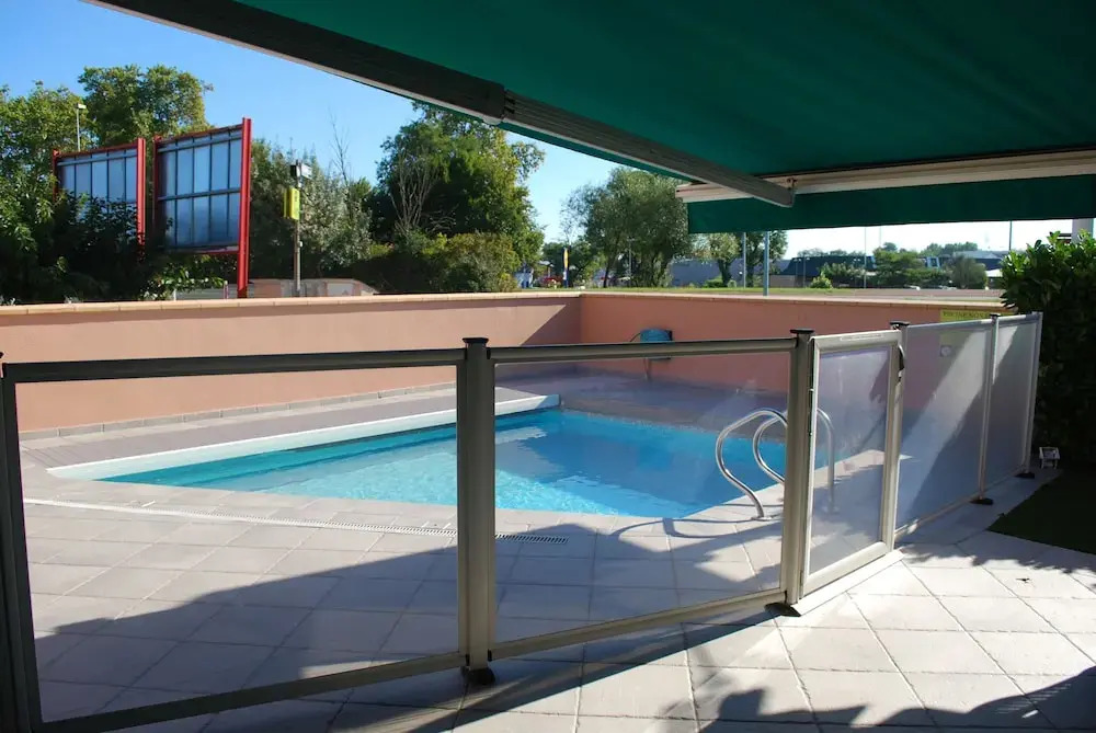 Artel Hotel