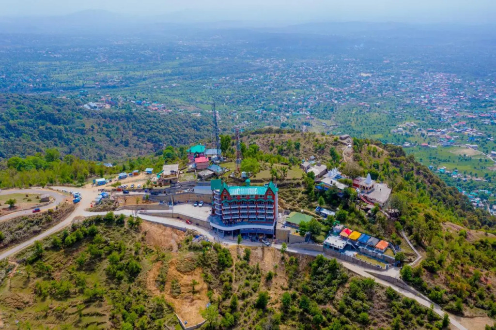 juSTa Birding Resort & Spa - Best Dhauladhar View Resort