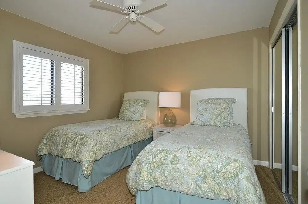 One Seagrove Place Unit 405 2 Bedroom Condo by Redawning