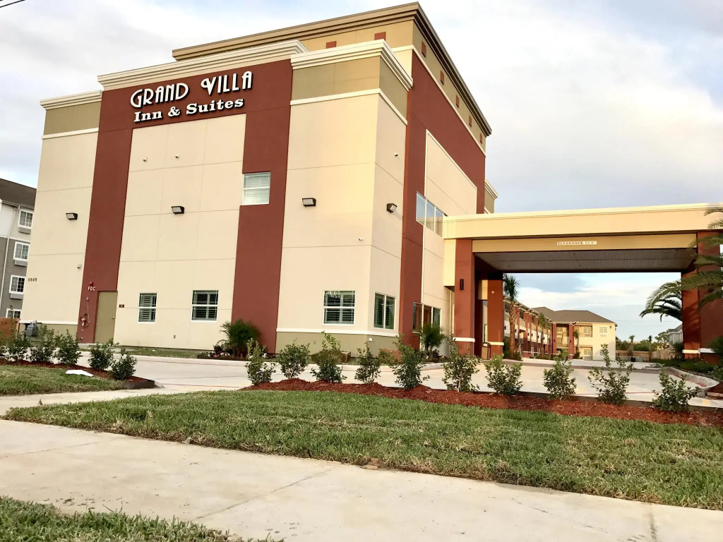 Grand Villa Inn and Suites Westchase/Chinatown