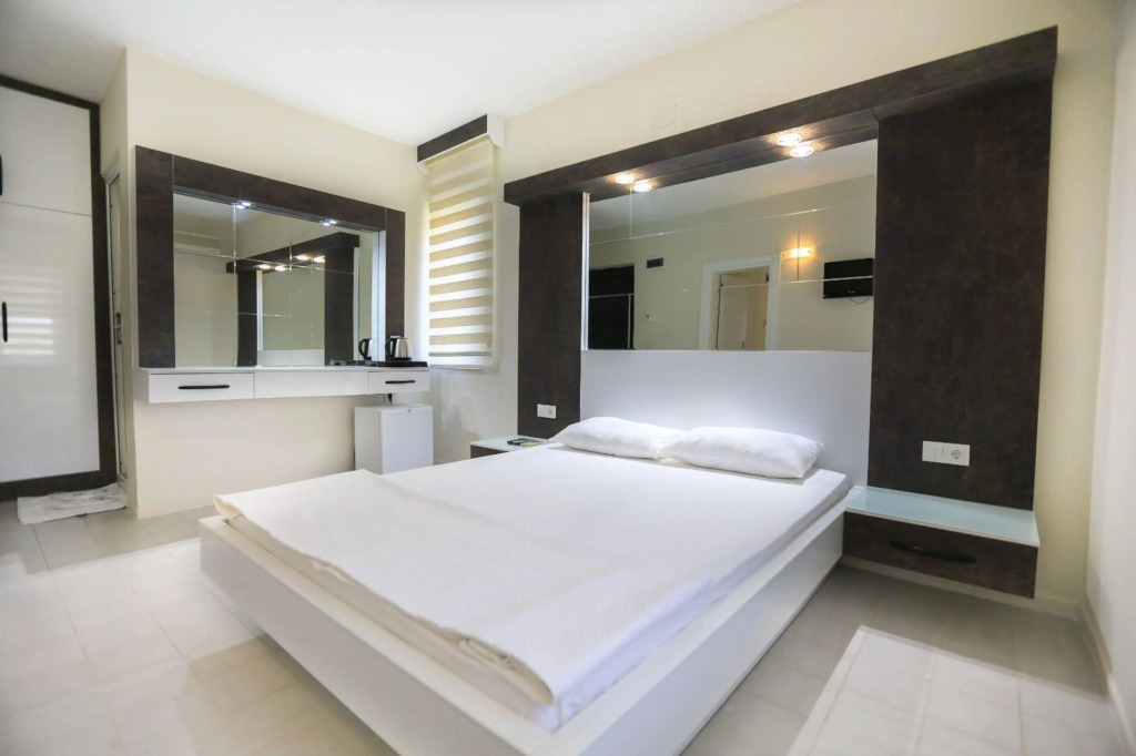Albos Hotel