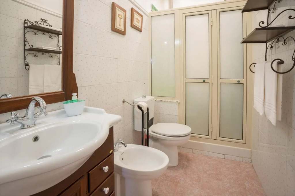 SR-I754-CIRC6AT_X - Maniace sea view apartment