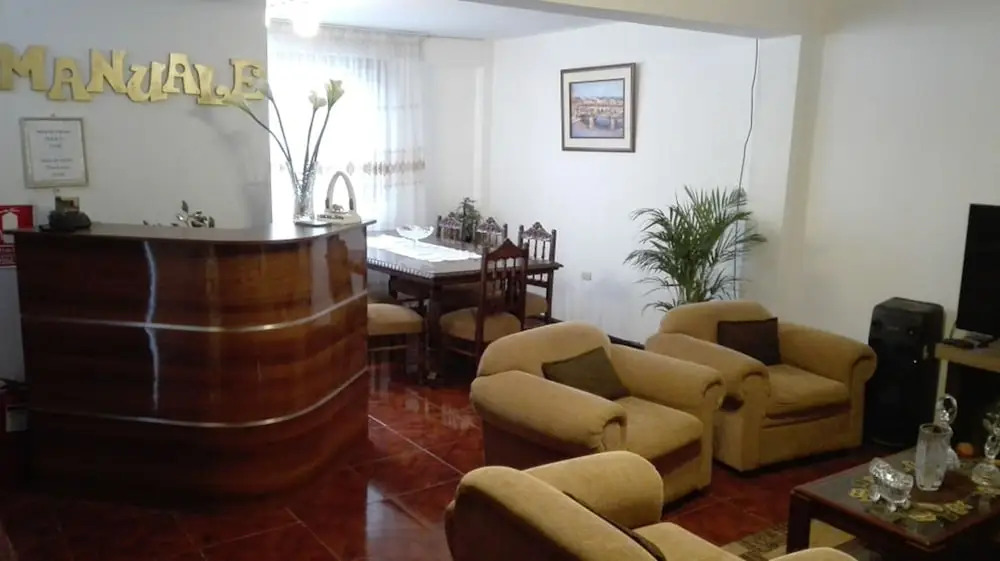 Apart & Hostal ManuAlé