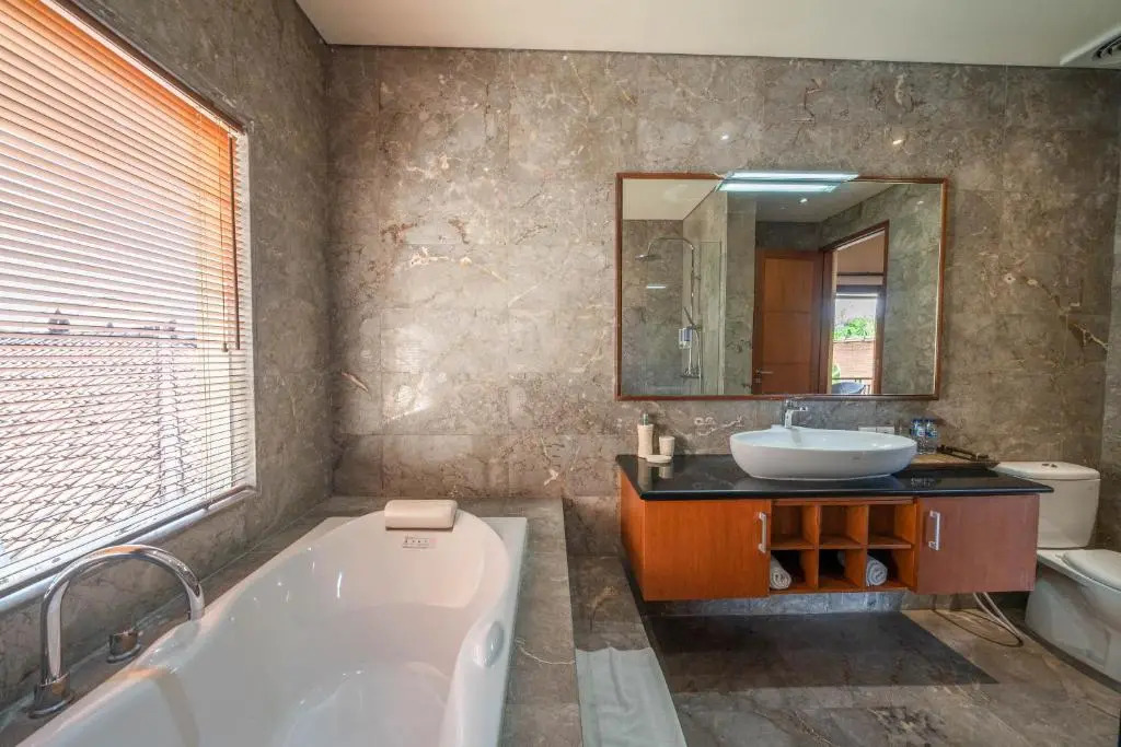 Villa Seacluded 1 - 3BR Villa in Central Seminyak - Large Pool