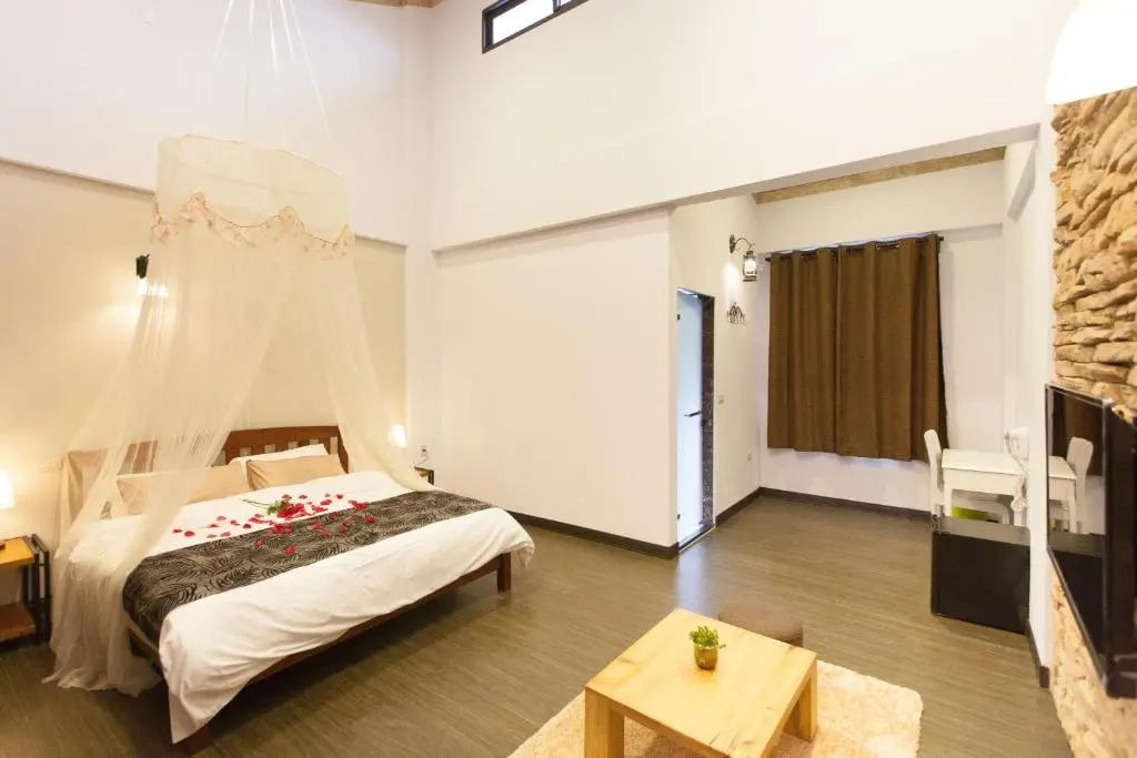 Summer Rocker Villa
