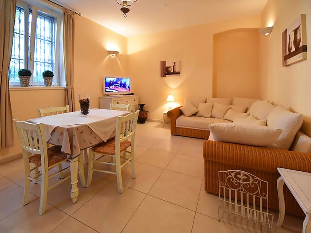 Villa Deni Civray 25842