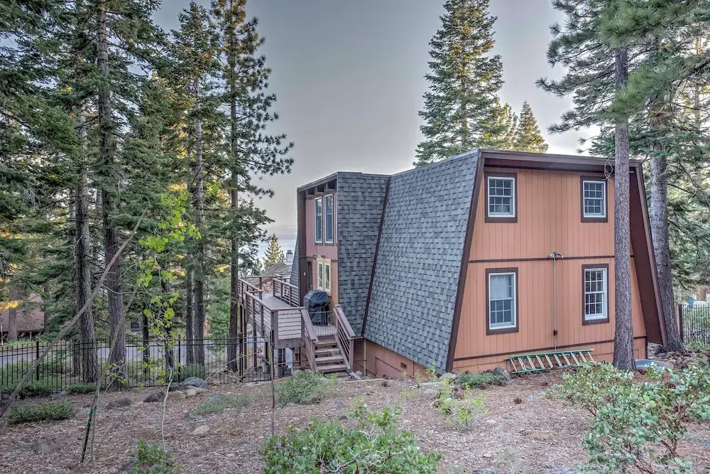 10 Mi to Skiing: Tahoe City A-Frame Home