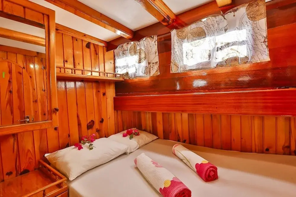 Dilara Boat