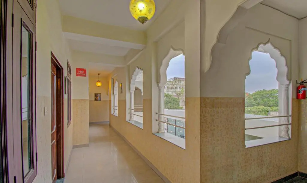 Utsav Vilas