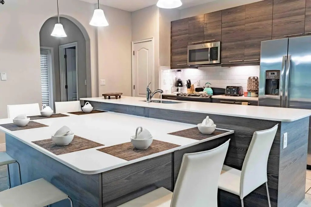 SPACIOUS 6bdrm Villa near ALL the attractions