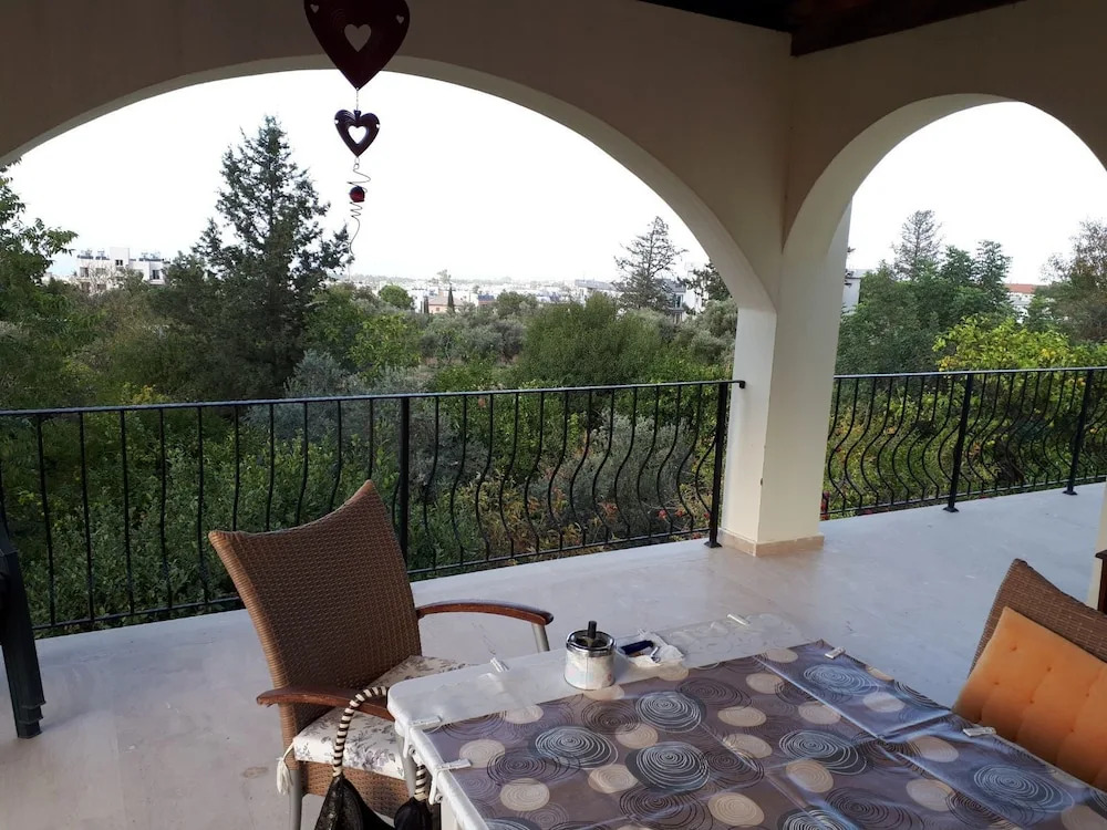 Sea Breeze Mountain Villa