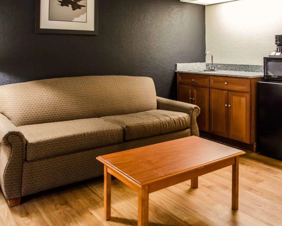 Days Inn by Wyndham Eglin AFB