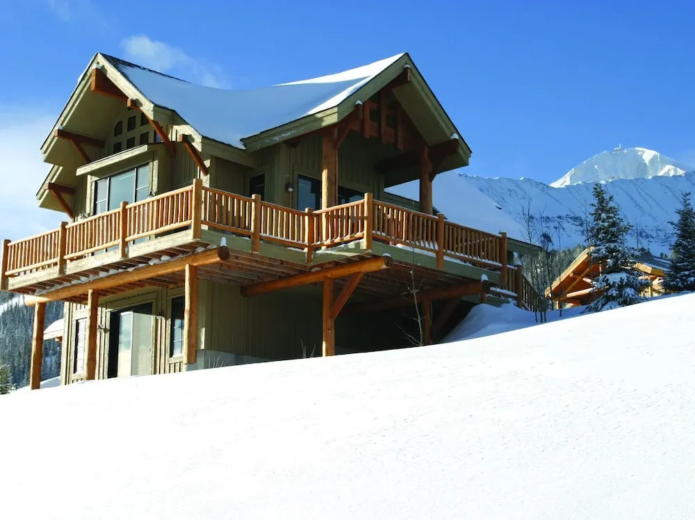 Cabins at Moonlight Mid-Mountain