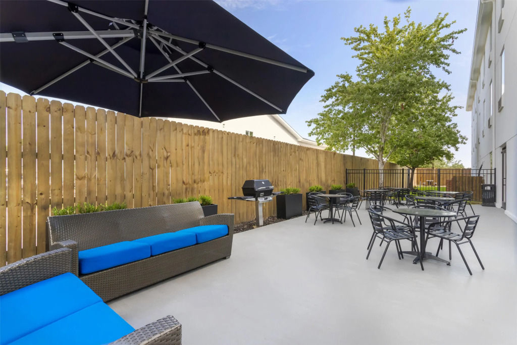 Best Western Plus Executive Hotel & Suites